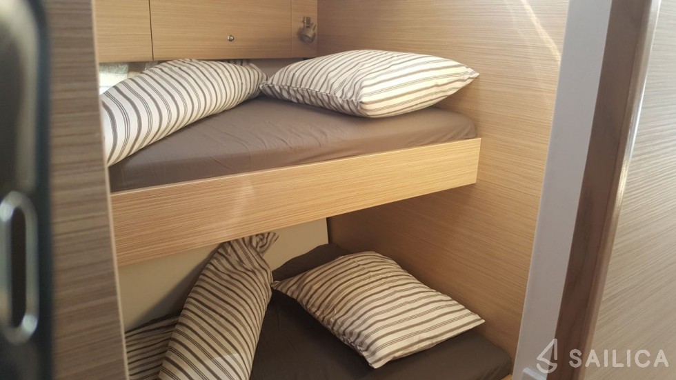 D&D Kufner 54 - Yacht Charter Sailica