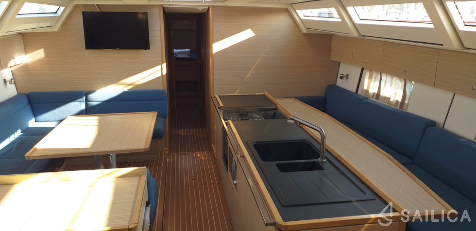 D&D Kufner 54 - Yacht Charter Sailica
