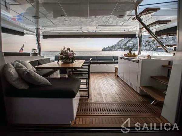 Lagoon 620 - Yacht Charter Sailica