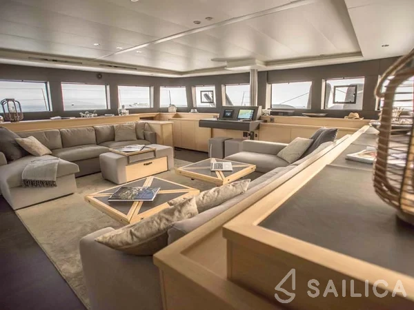 Lagoon 620 - Yacht Charter Sailica