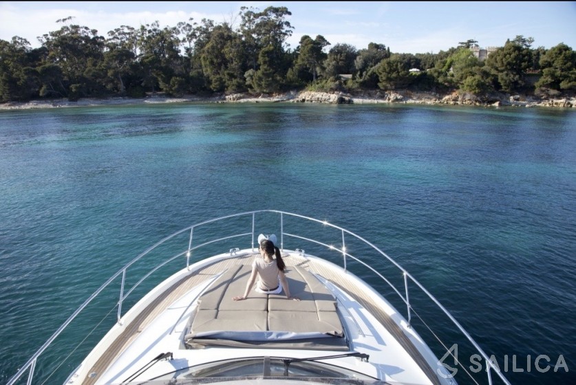 Prestige 500 - Yacht Charter Sailica