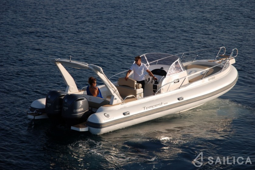 Tempest 900 - Yacht Charter Sailica