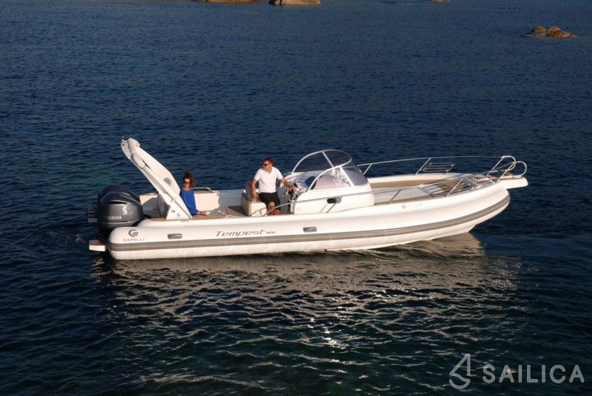 Tempest 900 - Yacht Charter Sailica