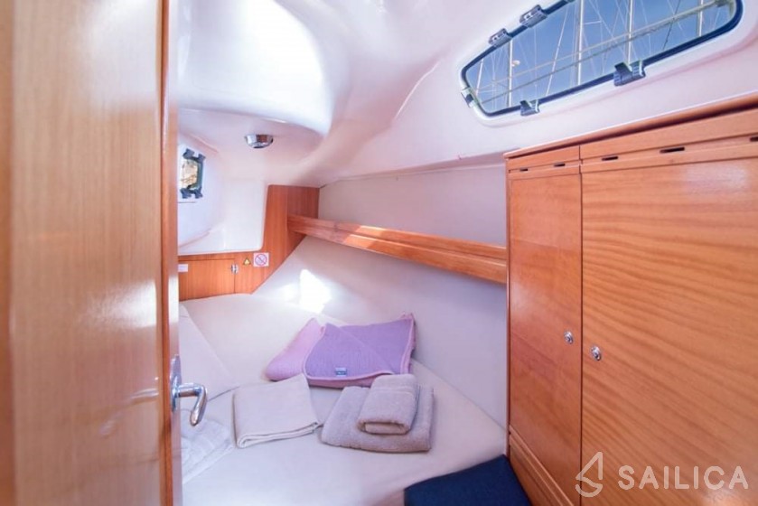 Bavaria 31 Cruiser - Yacht Charter Sailica