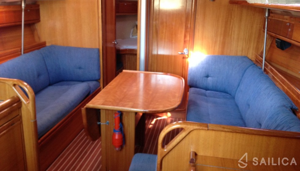 Bavaria 38 Cruiser - Yacht Charter Sailica