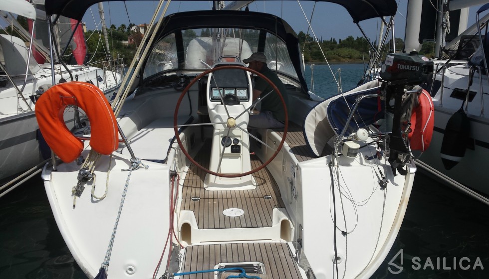 Bavaria 38 Cruiser - Yacht Charter Sailica