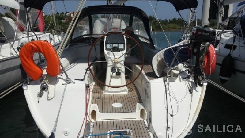 Bavaria 38 Cruiser - Yacht Charter Sailica