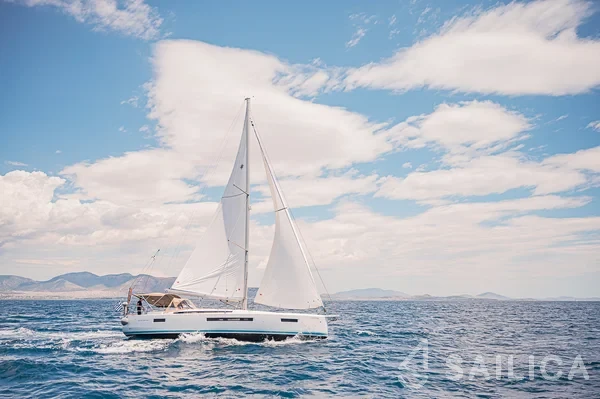 Sun Odyssey 490 - Yacht Charter Sailica