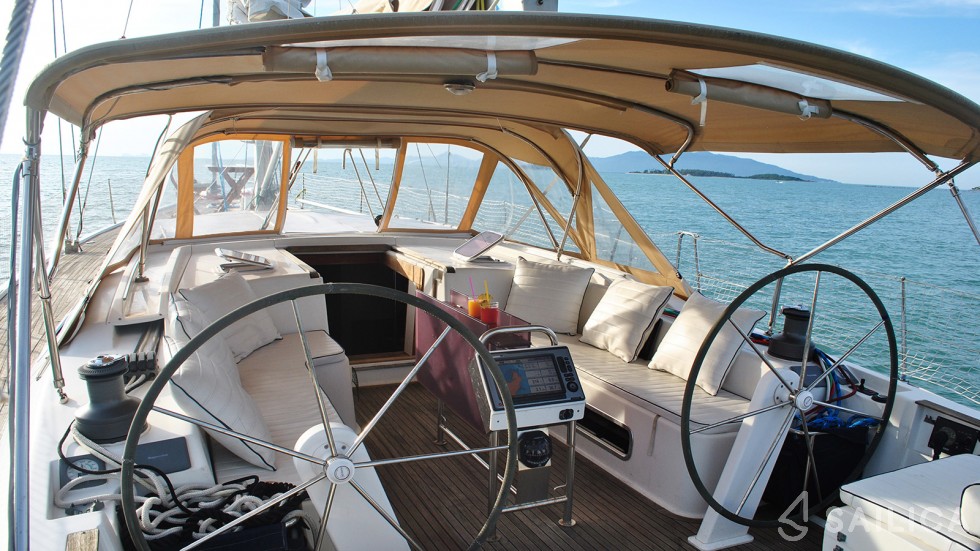 Lagoon 420 - Yacht Charter Sailica
