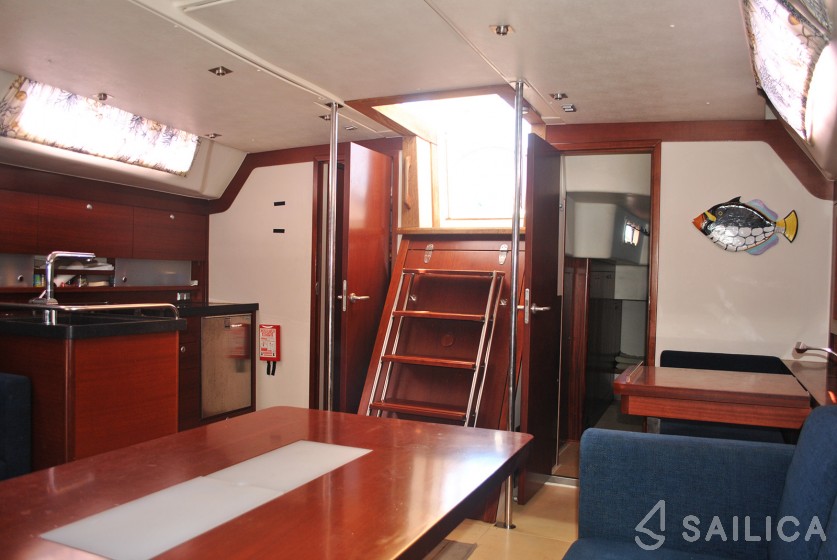Lagoon 420 - Yacht Charter Sailica