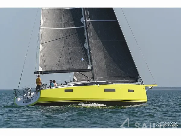 RM 1180 - Yacht Charter Sailica