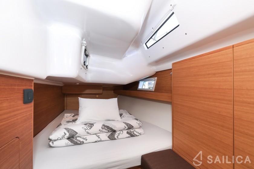 Elan Impression 45.1 - Yacht Charter Sailica