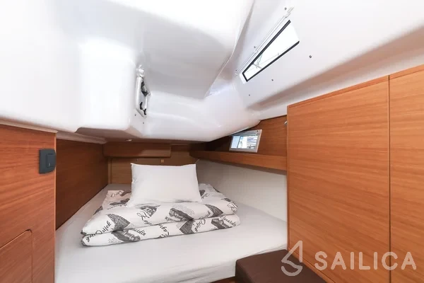 Elan Impression 45.1 - Yacht Charter Sailica