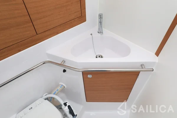 Elan Impression 45.1 - Yacht Charter Sailica
