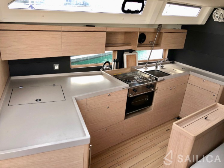 Oceanis 46.1 - Yacht Charter Sailica