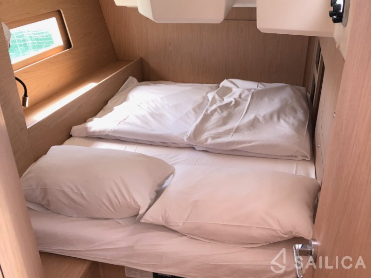 Oceanis 46.1 - Yacht Charter Sailica