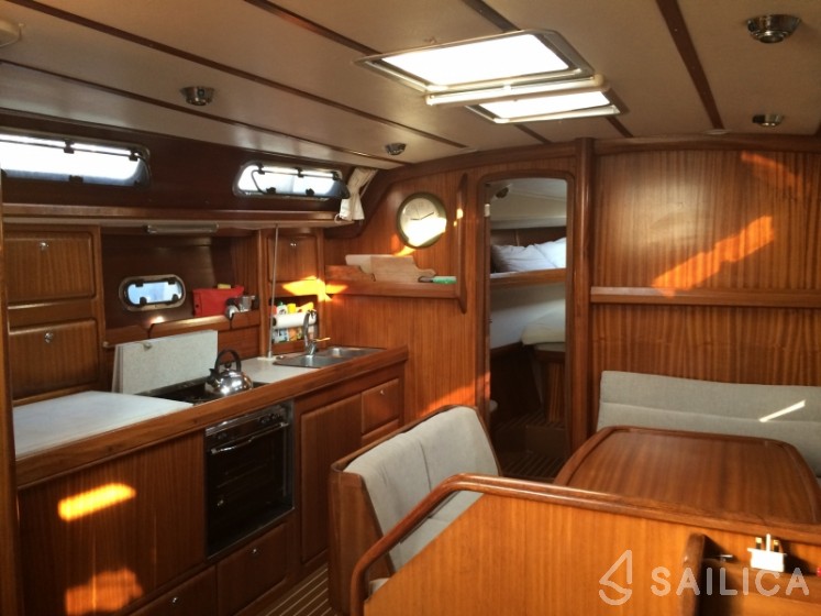 Bavaria 40 - Yacht Charter Sailica