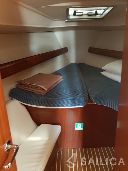 Bavaria 40 - Yacht Charter Sailica