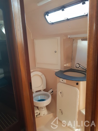 Bavaria 40 - Yacht Charter Sailica