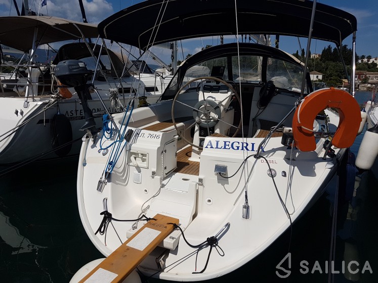 Bavaria 40 - Yacht Charter Sailica