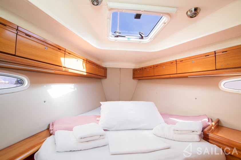 Bavaria 40 Cruiser - Yacht Charter Sailica
