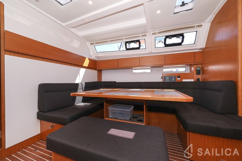 Bavaria Cruiser 46 Style - Yacht Charter Sailica