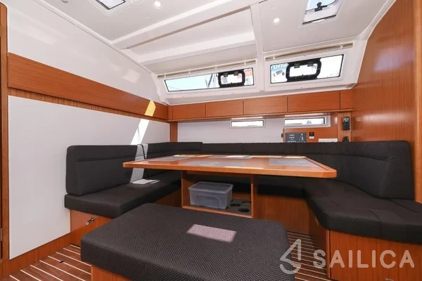 Bavaria Cruiser 46 Style - Yacht Charter Sailica
