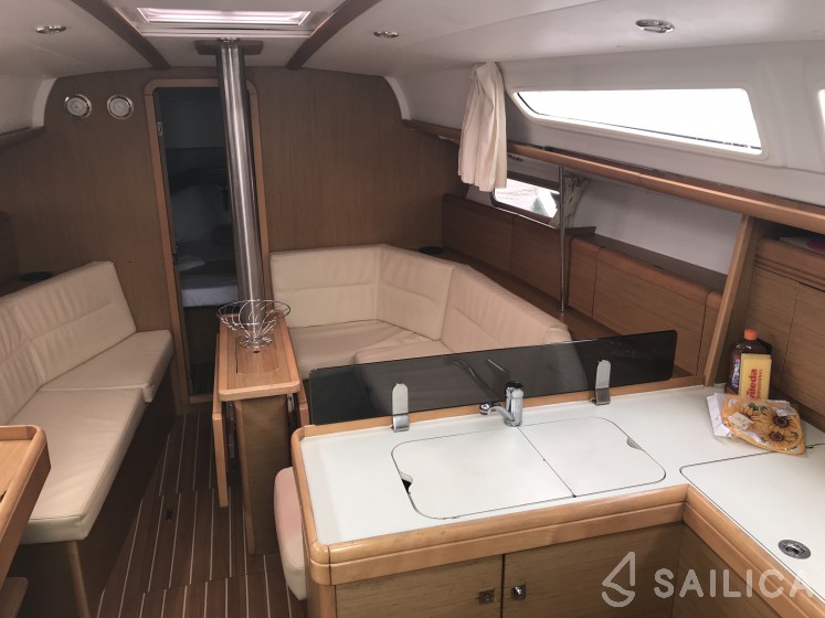 Sun Odyssey 36i - Yacht Charter Sailica