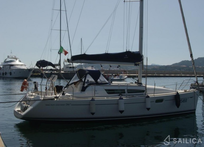 Sun Odyssey 36i - Yacht Charter Sailica