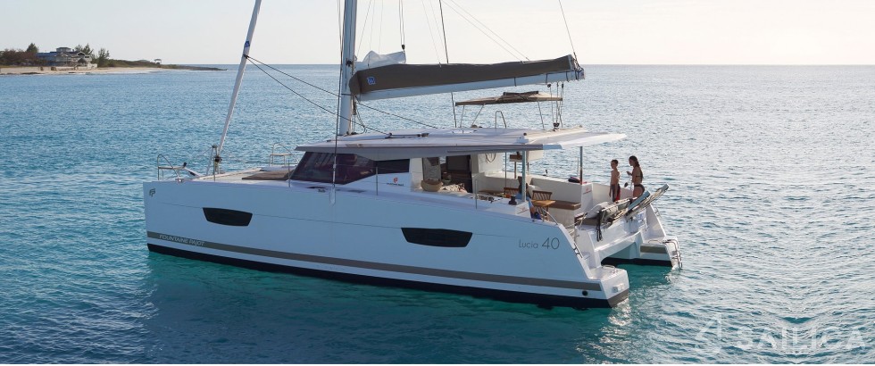 Lucia 40 - Yacht Charter Sailica