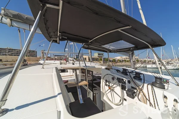 Lucia 40 - Yacht Charter Sailica