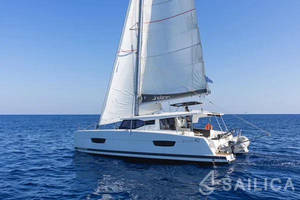 Lucia 40 - Yacht Charter Sailica