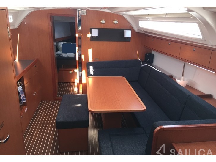 Bavaria 41 Cruiser - Yacht Charter Sailica