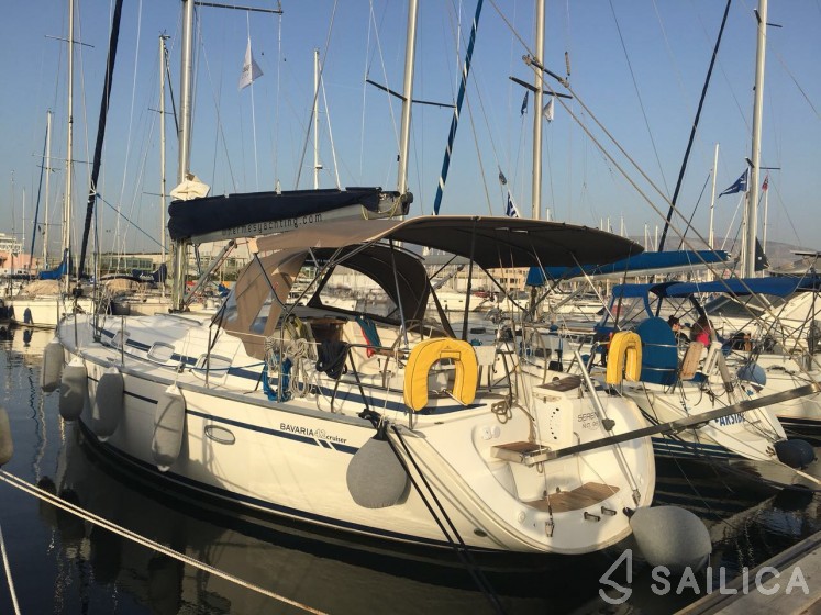 Bavaria 42 Cruiser - Yacht Charter Sailica
