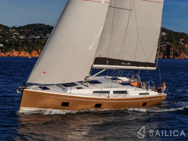 Hanse 418 - Yacht Charter Sailica