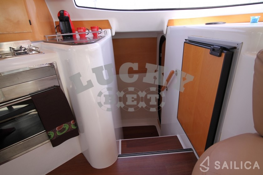 Lavezzi 40 - Yacht Charter Sailica