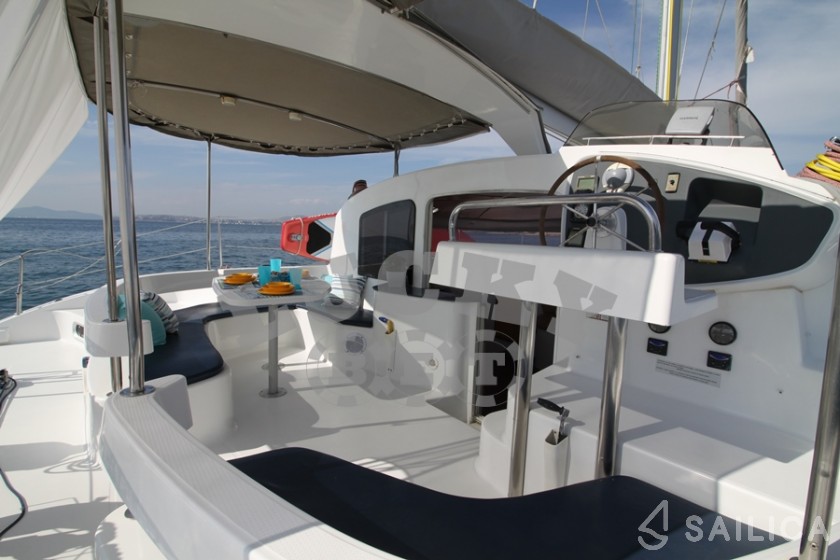 Lavezzi 40 - Yacht Charter Sailica