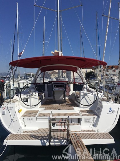 Oceanis 45 - Yacht Charter Sailica