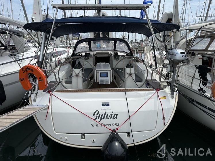 Bavaria 40 Cruiser - Yacht Charter Sailica