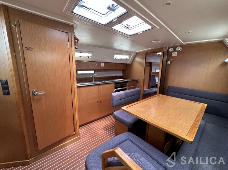 Bavaria 40 Cruiser - Yacht Charter Sailica