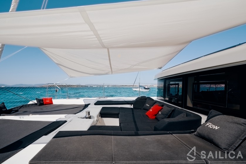 Lagoon 52 - Yacht Charter Sailica
