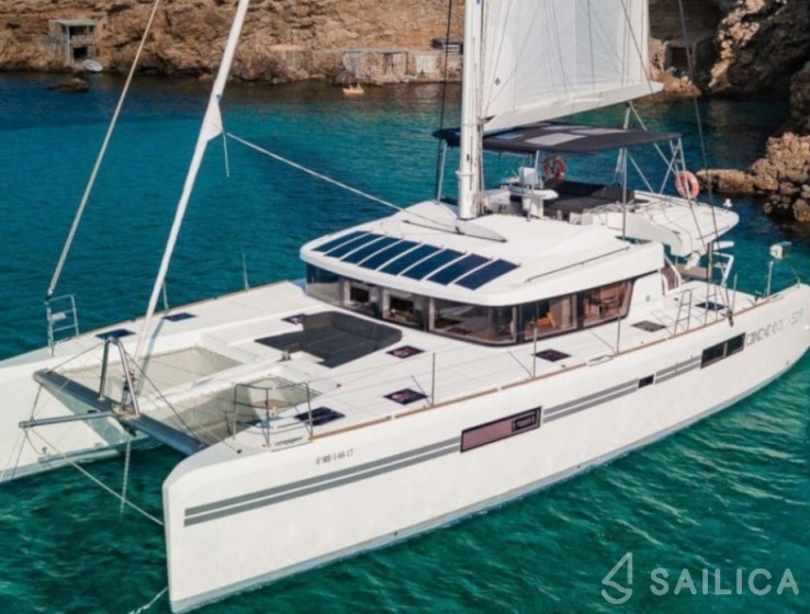 Lagoon 52 - Yacht Charter Sailica