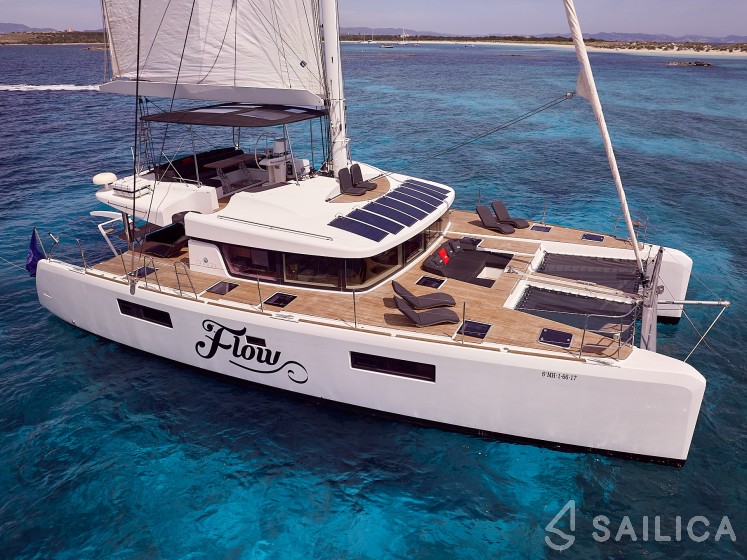 Lagoon 52 - Yacht Charter Sailica