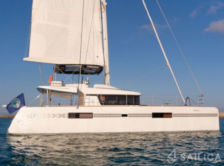 Lagoon 52 - Yacht Charter Sailica