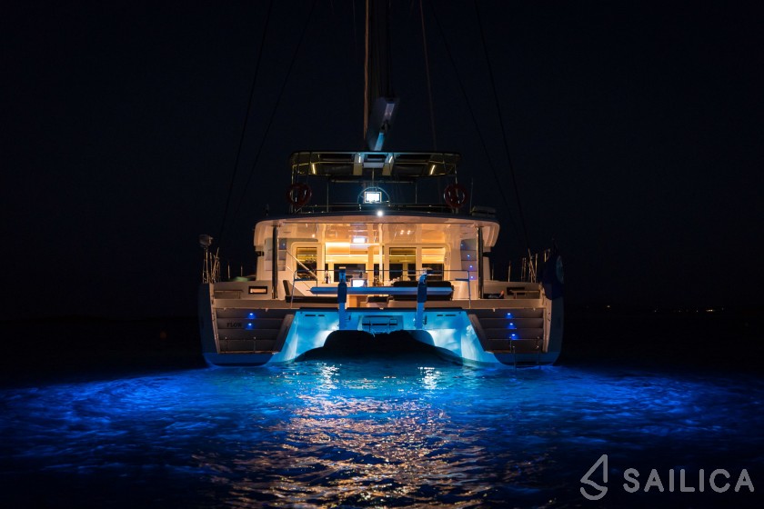Lagoon 52 - Yacht Charter Sailica