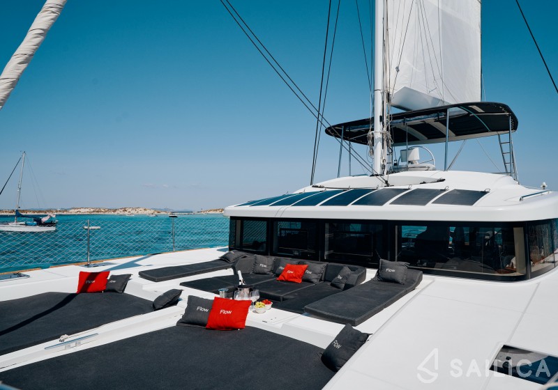 Lagoon 52 - Yacht Charter Sailica