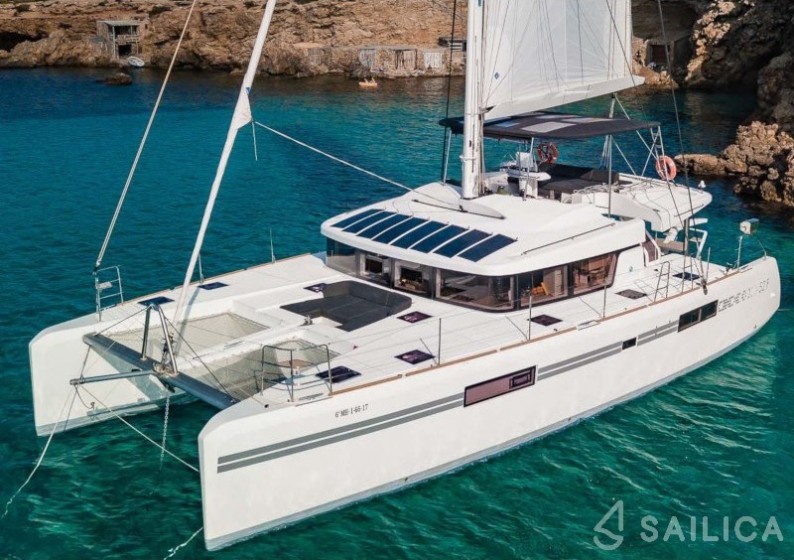 Lagoon 52 - Yacht Charter Sailica