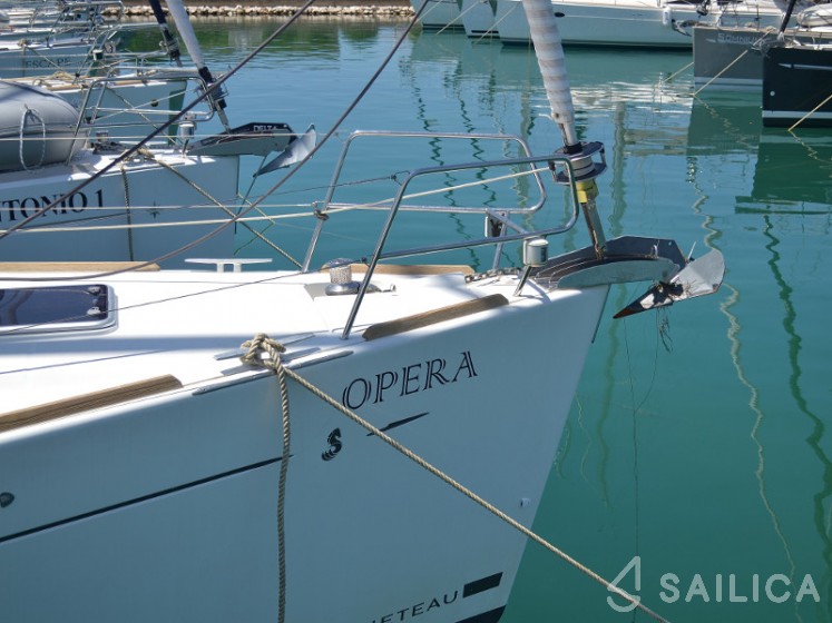 Oceanis 50 Family - Yacht Charter Sailica