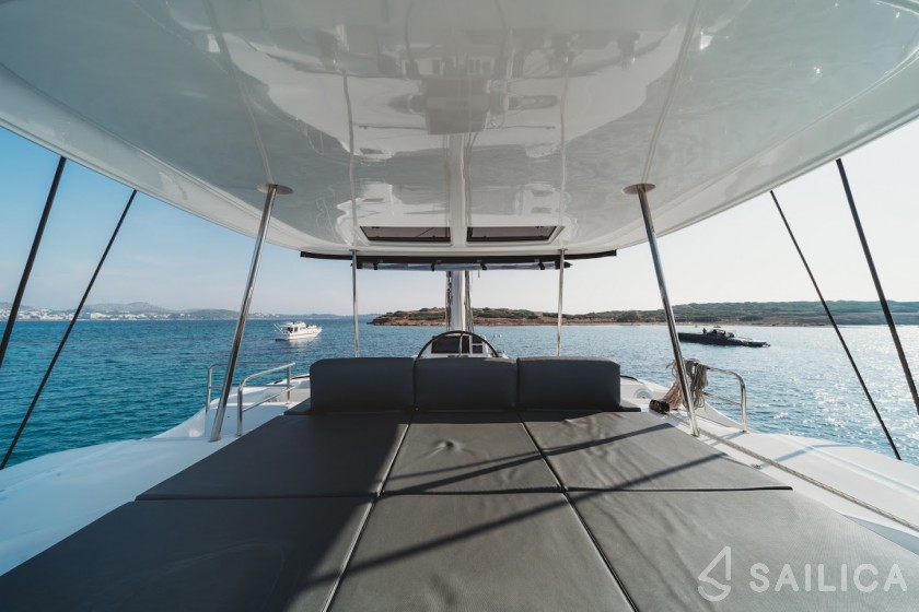Lagoon 50 - Yacht Charter Sailica