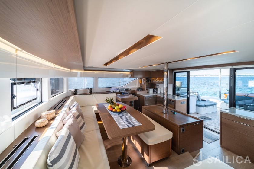 Lagoon 50 - Yacht Charter Sailica